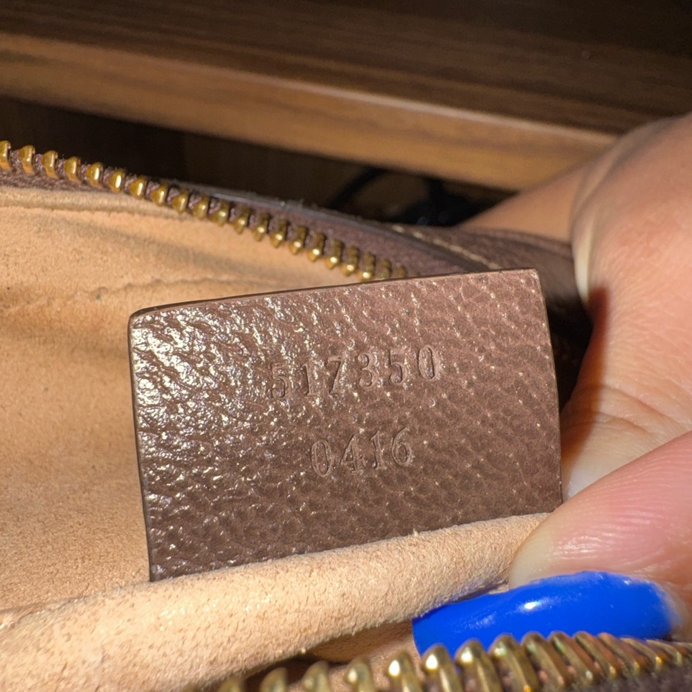 Gucci Beige and Brown Crossbody with Signature Stripe - Picture 4 of 8